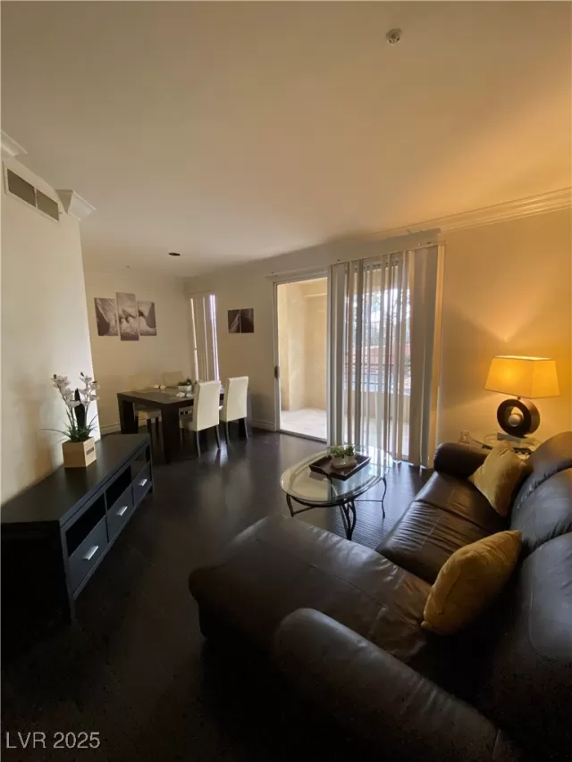 MLS: 2693061 Condo For Sale
