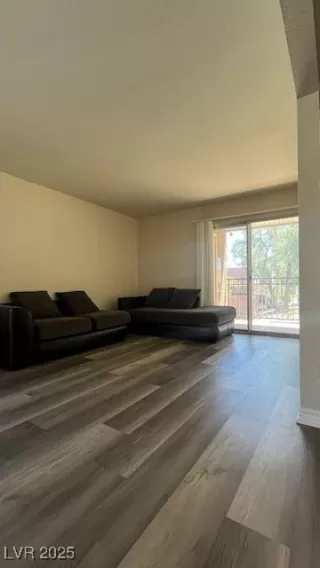 Photo #1: 2693074 Listing 