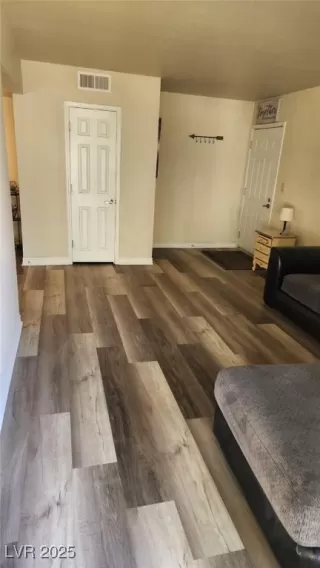 Photo #3: 2693074 Listing 