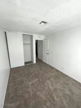 Photo #6: 2693079 Listing 