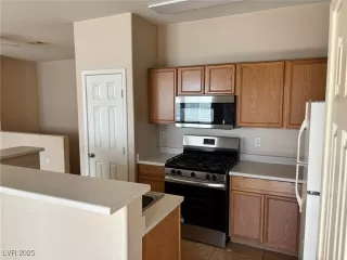 Photo #6: 2693128 Listing 