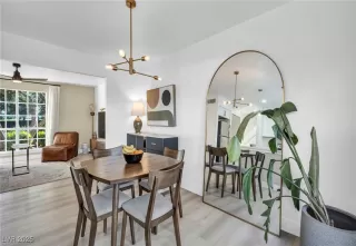 Photo #3: 2693135 Listing