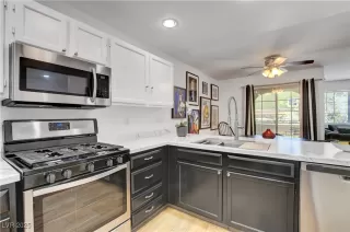 Photo #3: 2693146 Listing