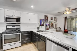 Photo #4: 2693146 Listing