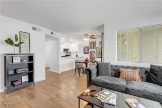 Photo #5: 2693146 Listing