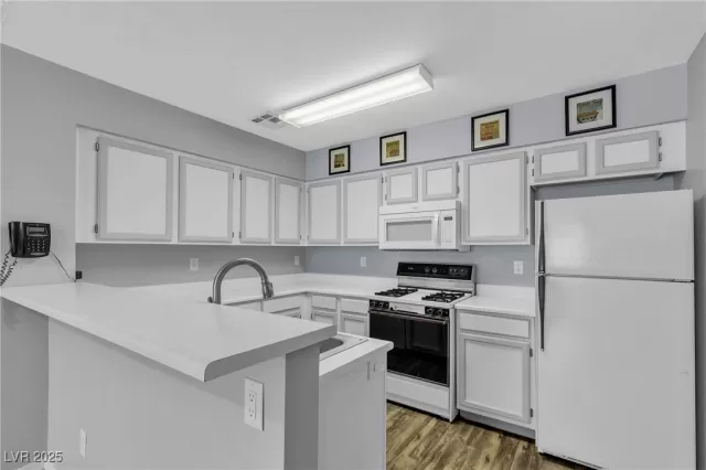 MLS: 2693180 Condo For Sale