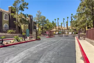 Photo #1: 2693208 Listing 