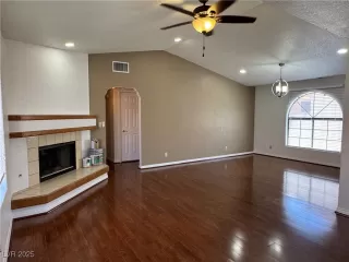 Photo #3: 2693213 Listing 