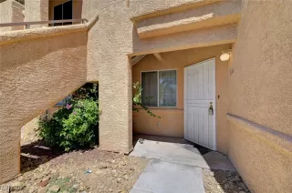 Photo #2: 2693241 Listing