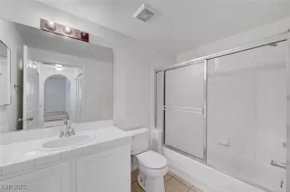 Photo #6: 2693241 Listing