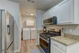 Photo #6: 2693257 Listing