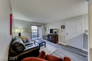 Photo #5: 2693291 Listing 