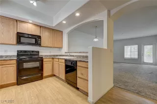 Photo #4: 2693314 Listing