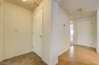 Photo #6: 2693314 Listing