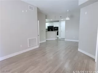 Photo #6: 2693362 Listing 