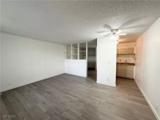 Photo #1: 2693363 Listing 