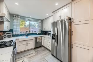 Photo #5: 2693373 Listing 