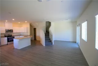 Photo #3: 2693376 Listing 