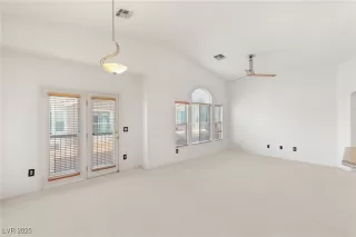 Photo #1: 2693408 Listing