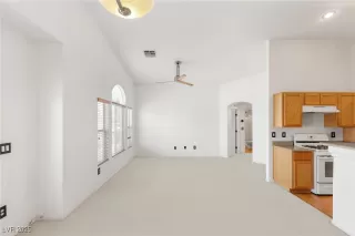 Photo #2: 2693408 Listing