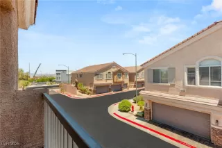 Photo #6: 2693408 Listing