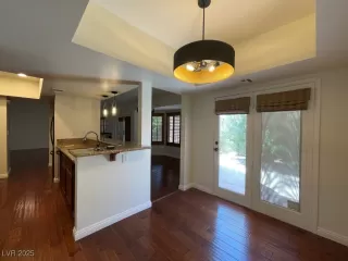 Photo #3: 2693454 Listing