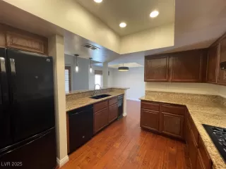 Photo #6: 2693454 Listing