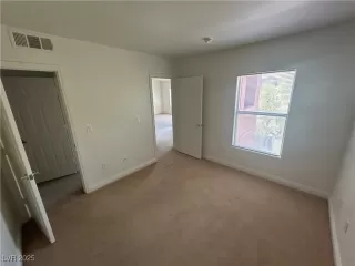 Photo #6: 2693495 Listing 