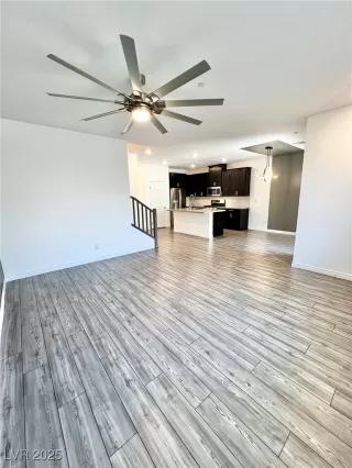 Photo #2: 2693511 Listing 
