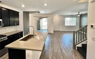 Photo #3: 2693511 Listing 
