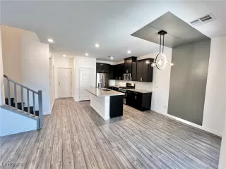 Photo #4: 2693511 Listing 