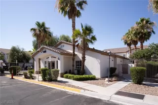 Photo #3: 2693516 Listing 