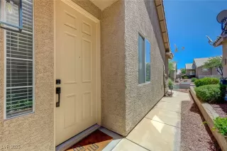 Photo #1: 2693522 Listing 