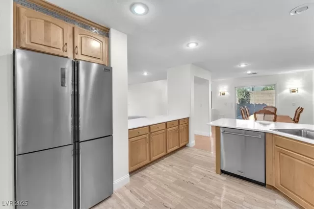 MLS: 2693551 Condo For Sale