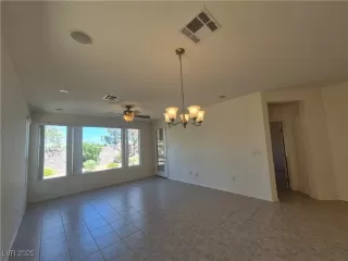 Photo #3: 2693559 Listing