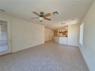 Photo #6: 2693559 Listing