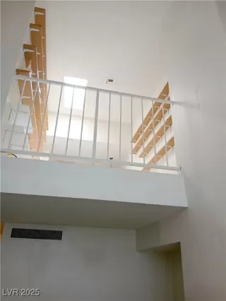 Photo #2: 2693571 Listing 