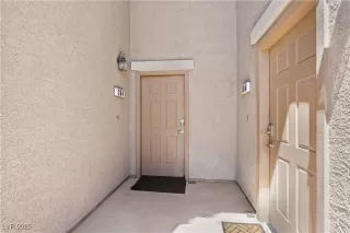 Photo #4: 2693588 Listing