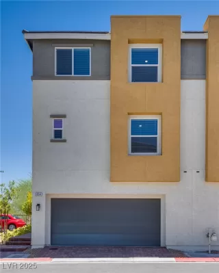 Photo #2: 2693610 Listing 