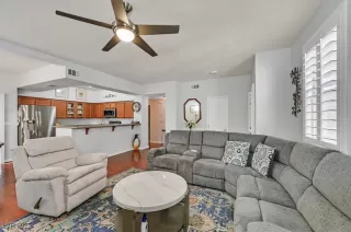 Photo #5: 2693634 Listing