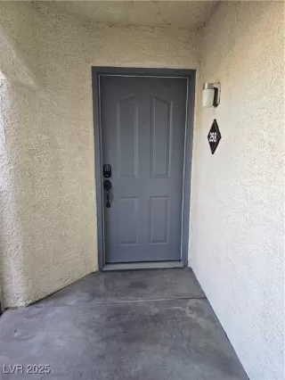 Photo #1: 2693650 Listing 