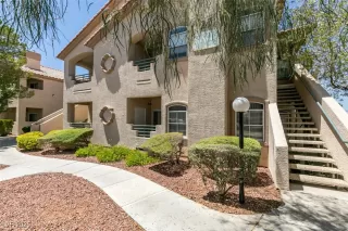 Photo #3: 2693692 Listing