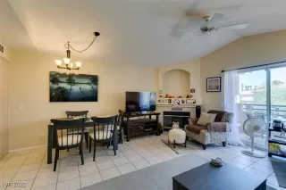 Photo #5: 2693692 Listing