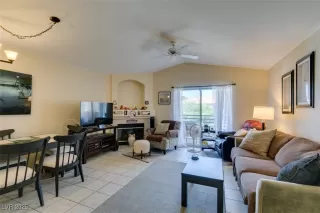 Photo #6: 2693692 Listing