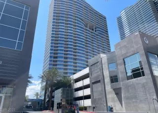 Photo #1: 2693701 Listing 