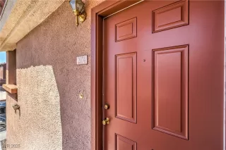 Photo #2: 2693762 Listing 