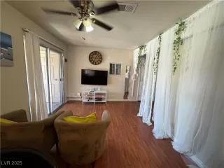 Photo #3: 2693767 Listing 