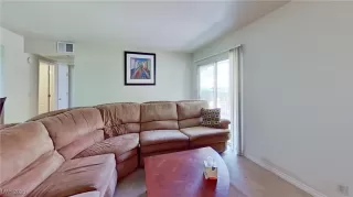 Photo #5: 2693809 Listing