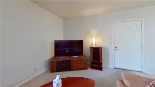 Photo #6: 2693809 Listing