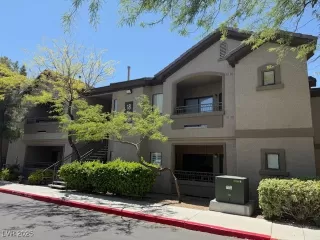 Photo #1: 2693811 Listing 